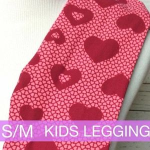 Brand New LuLaRoe Kids Valentine Leggings S/M
